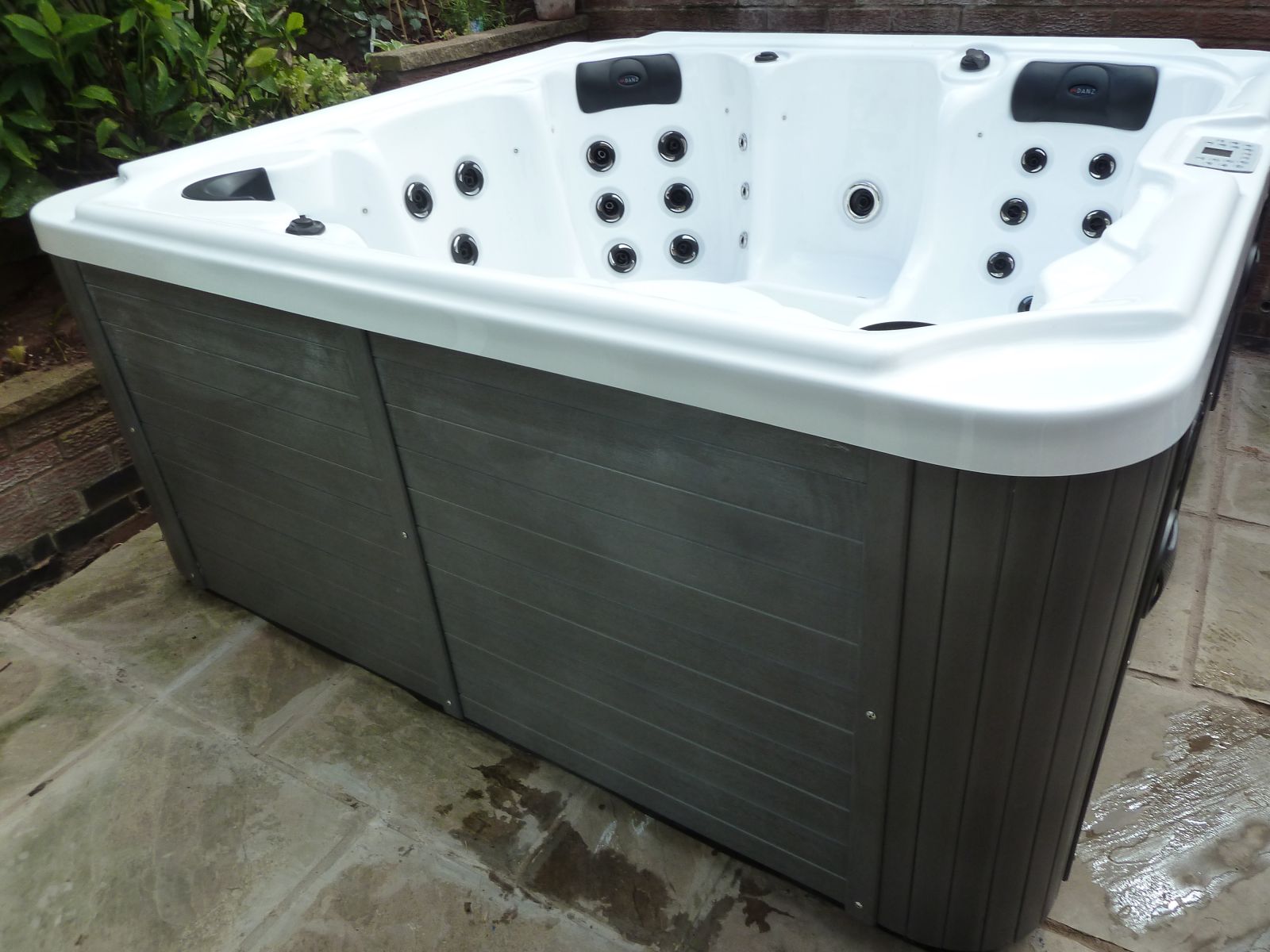 Sunset Hot Tub Delivered Derby 15th August 2016